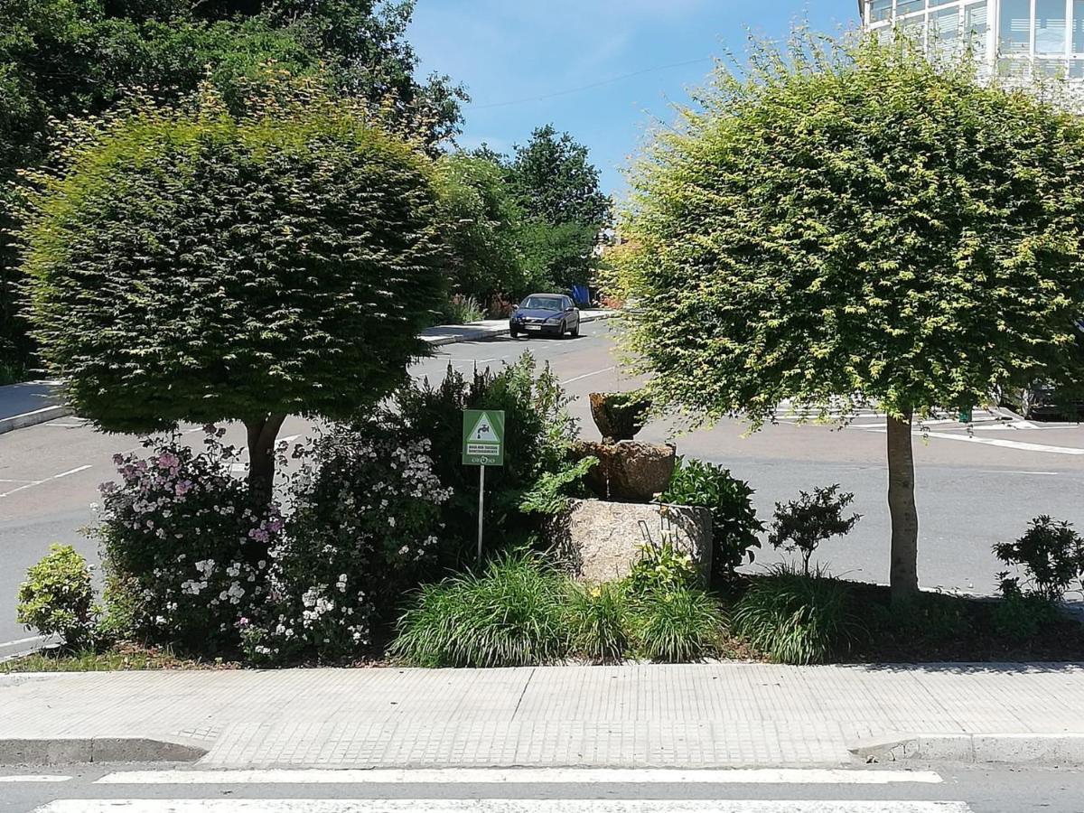 Alojamiento Camino Real Sigueiro Exterior foto